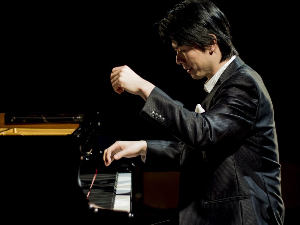 Kotaro Fukuma - Pianist